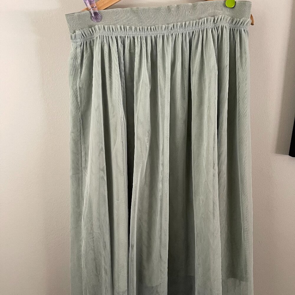 H&M Mint Green Tulle Skirt